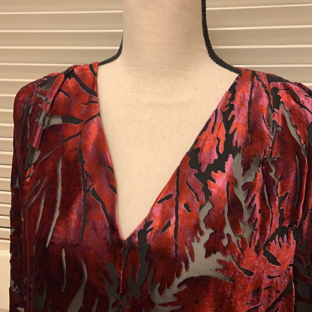 ๐HP๐ Mika Mindel Keely Living Lush Blouse - Picture 3 of 16